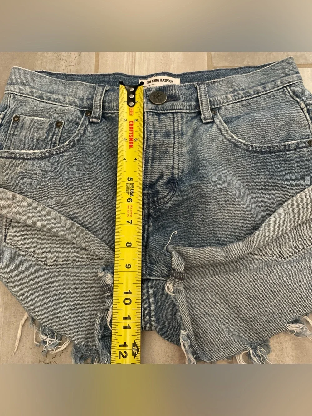 One Teaspoon SZ 24 Bandits Relaxed Fit Long Rise Shadow Pocket Jean Denim Shorts